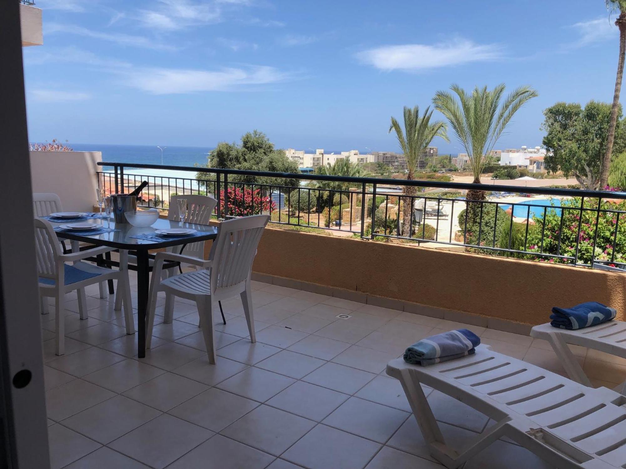 Kings Palace - Stylish 2 Bed Apartment With Sea Views Paphos Extérieur photo
