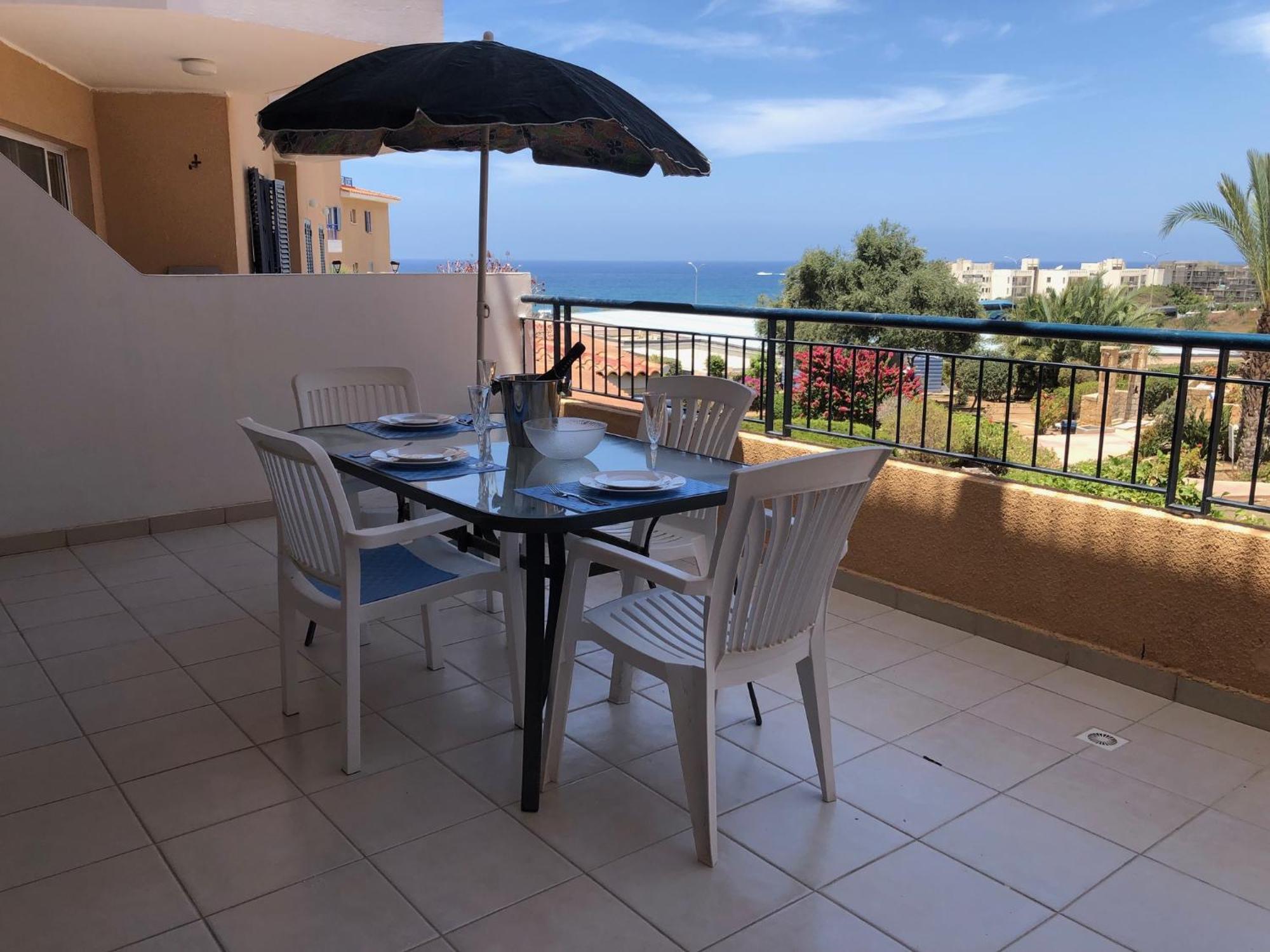 Kings Palace - Stylish 2 Bed Apartment With Sea Views Paphos Extérieur photo