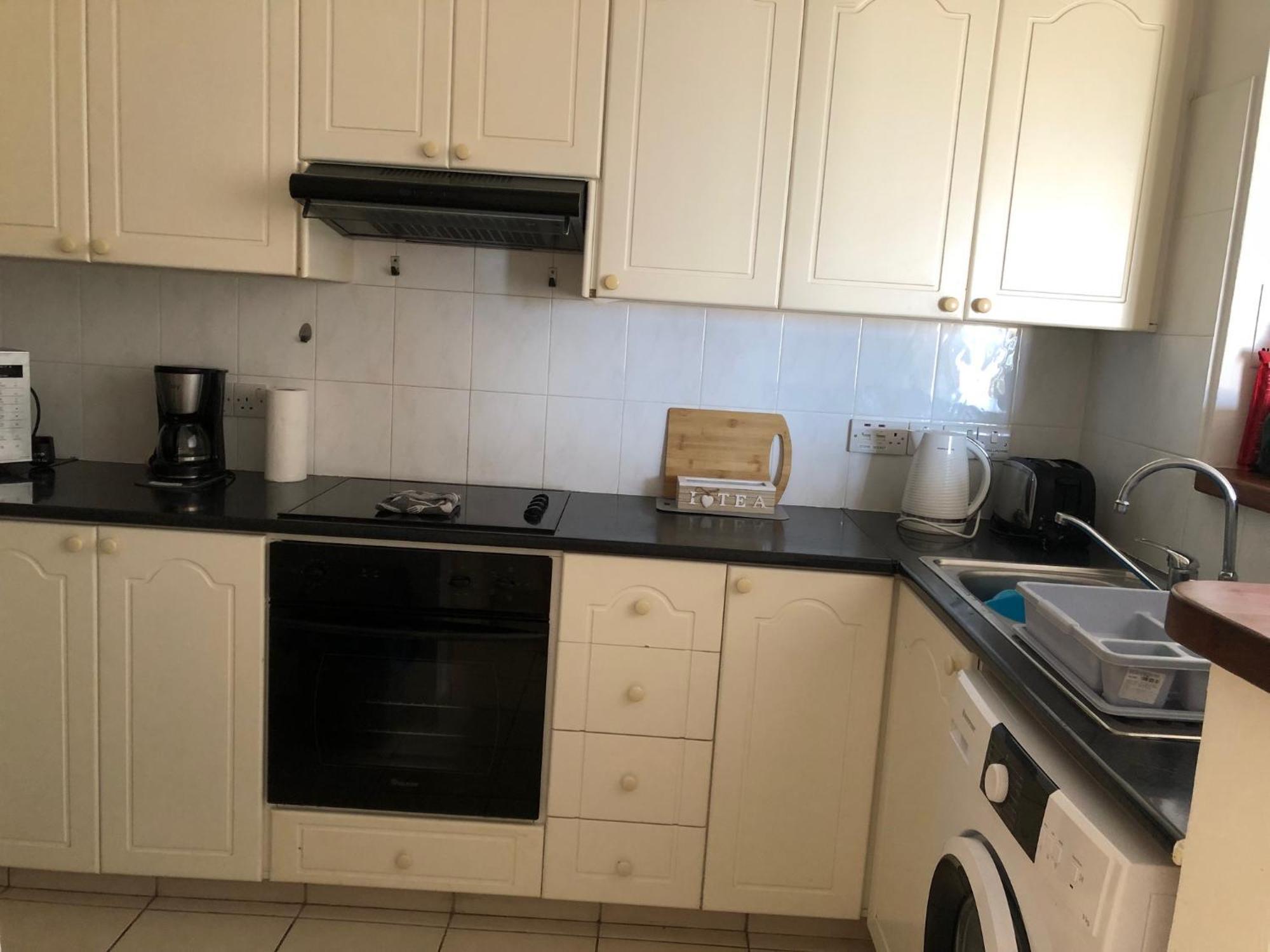 Kings Palace - Stylish 2 Bed Apartment With Sea Views Paphos Extérieur photo